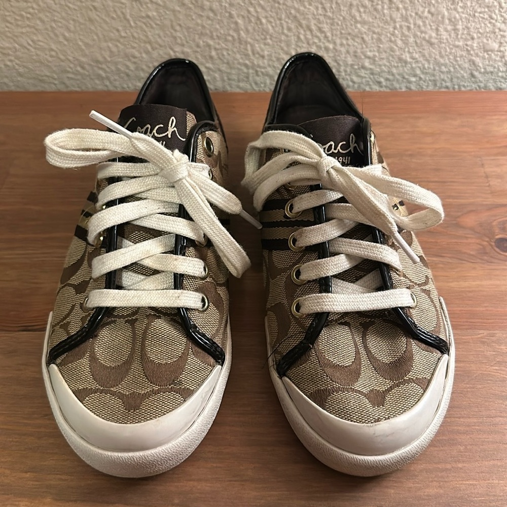 Coach Polly Lace Up Sneaker Women's 5.5